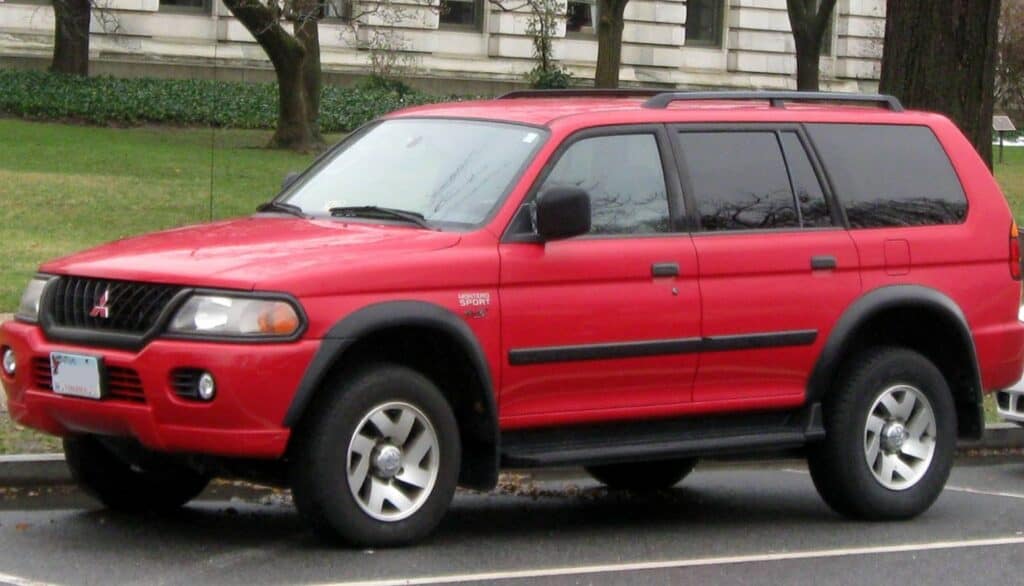 2000 Mitsubishi Montero Sport