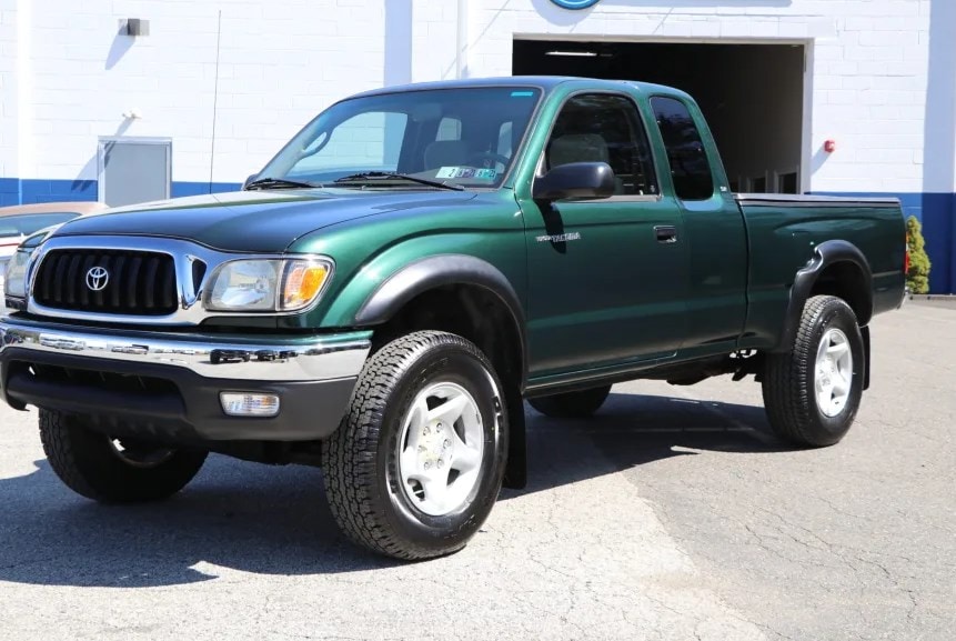 black toyota tacoma