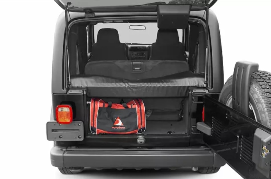 2002 jeep wrangler cargo