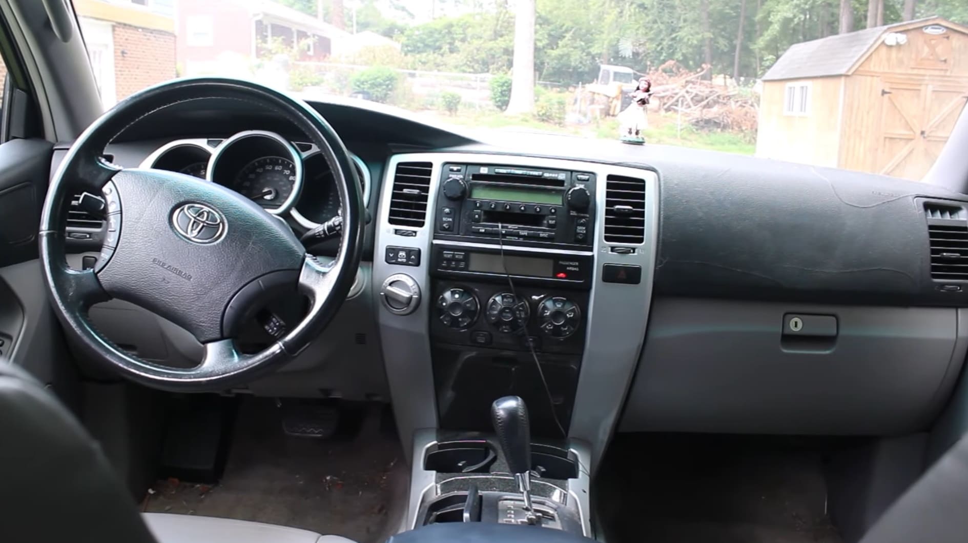 2005 4runner interior