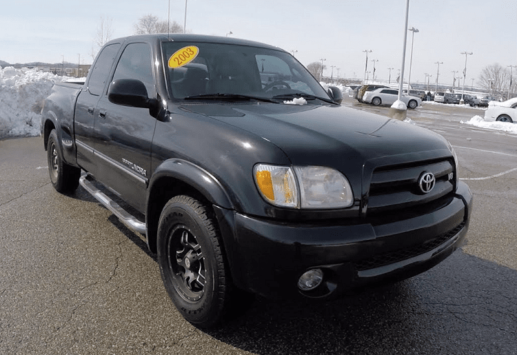 Toyota Tundra 2003 Engine and Transmission Options