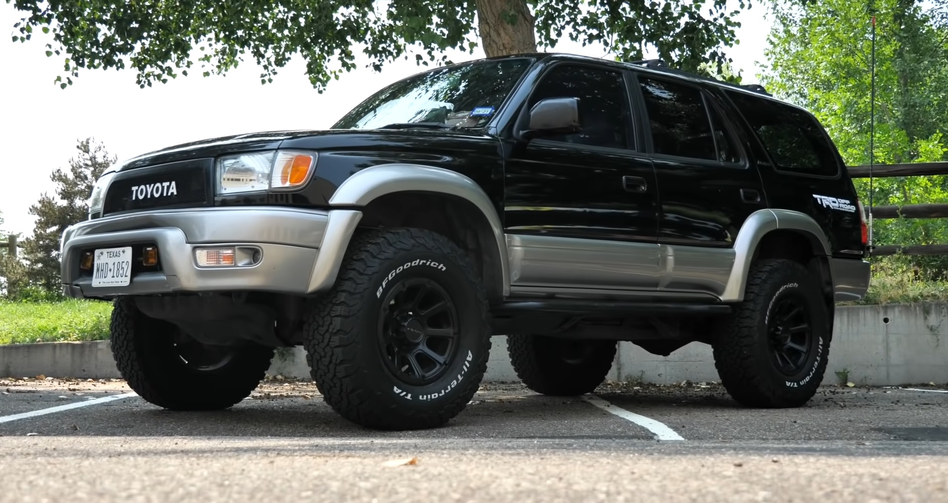 2001 Toyota 4Runner Features